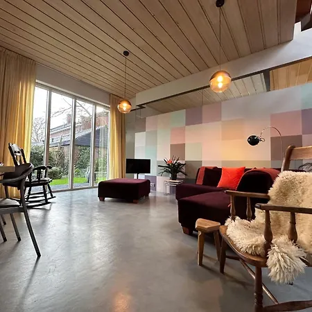 Villanobel Holiday home